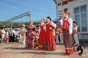 28.06.2025 Туристическая электричка в Семенов &quot;Золотая хохлома&quot;